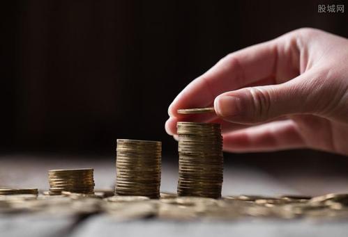 上市公司理財(cái)熱降溫 銀行搶“金主”新招迭出