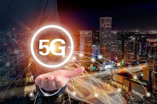 5G手機(jī)降價(jià)潮已來(lái)？華為系推3299元價(jià)格最低5G手機(jī) 明年還要下探至千元！